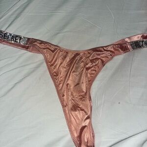 🆕 Victoria’s Secret Brazilian Pink Shine Embellished Panty Sz XL
